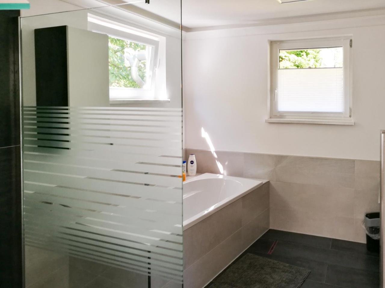 Ferienhaus Goermer Mit Wasserbett Schmölln Extérieur photo